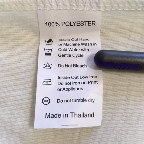 NWOT, Women Sleeveless Tank Top,100% Polyester, Ivory "2 kitties" silkscreen - Picture 5 of 6